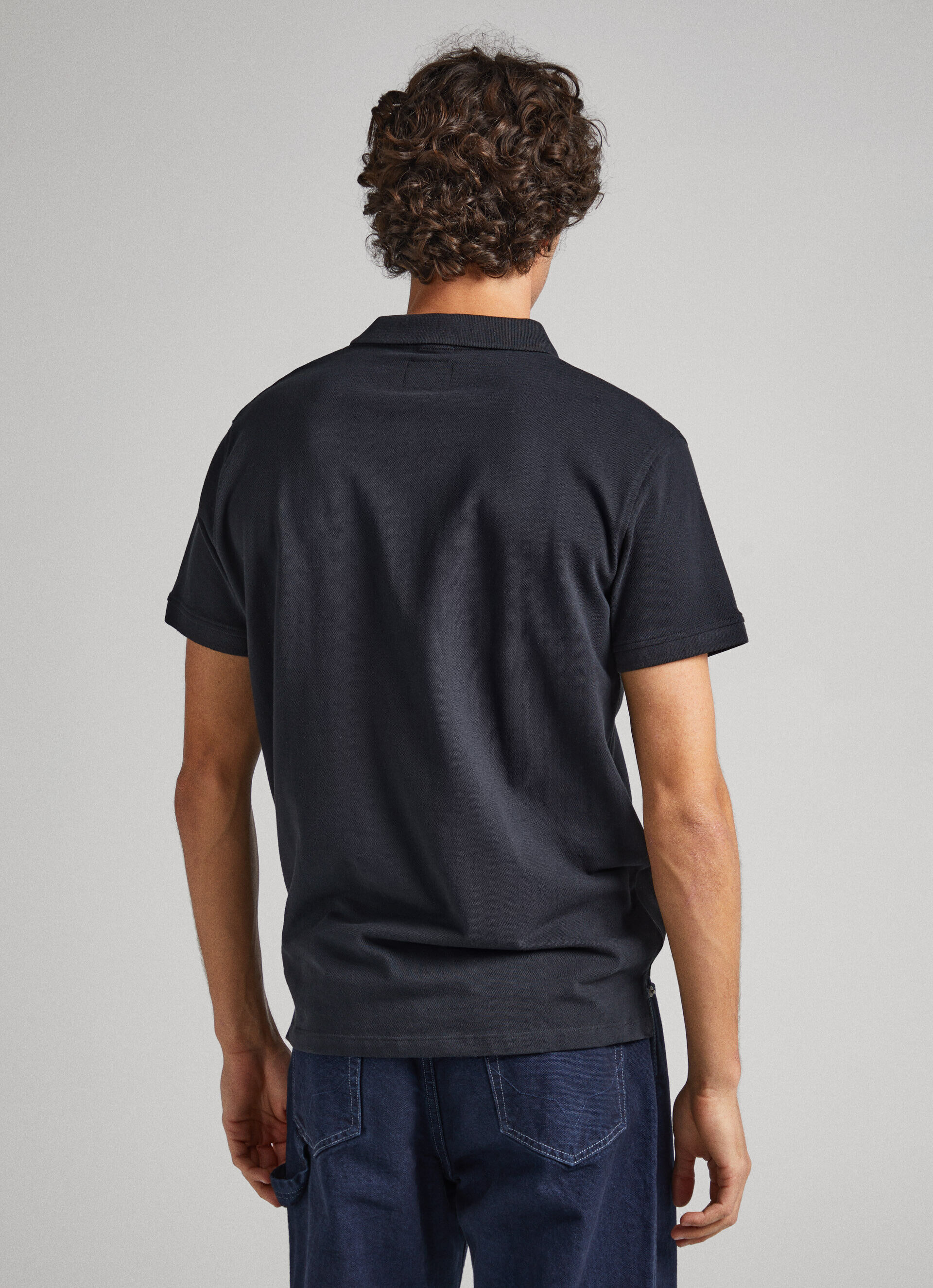 Camisa polo, camisa piqué de algodão, logotipo bordado - preta