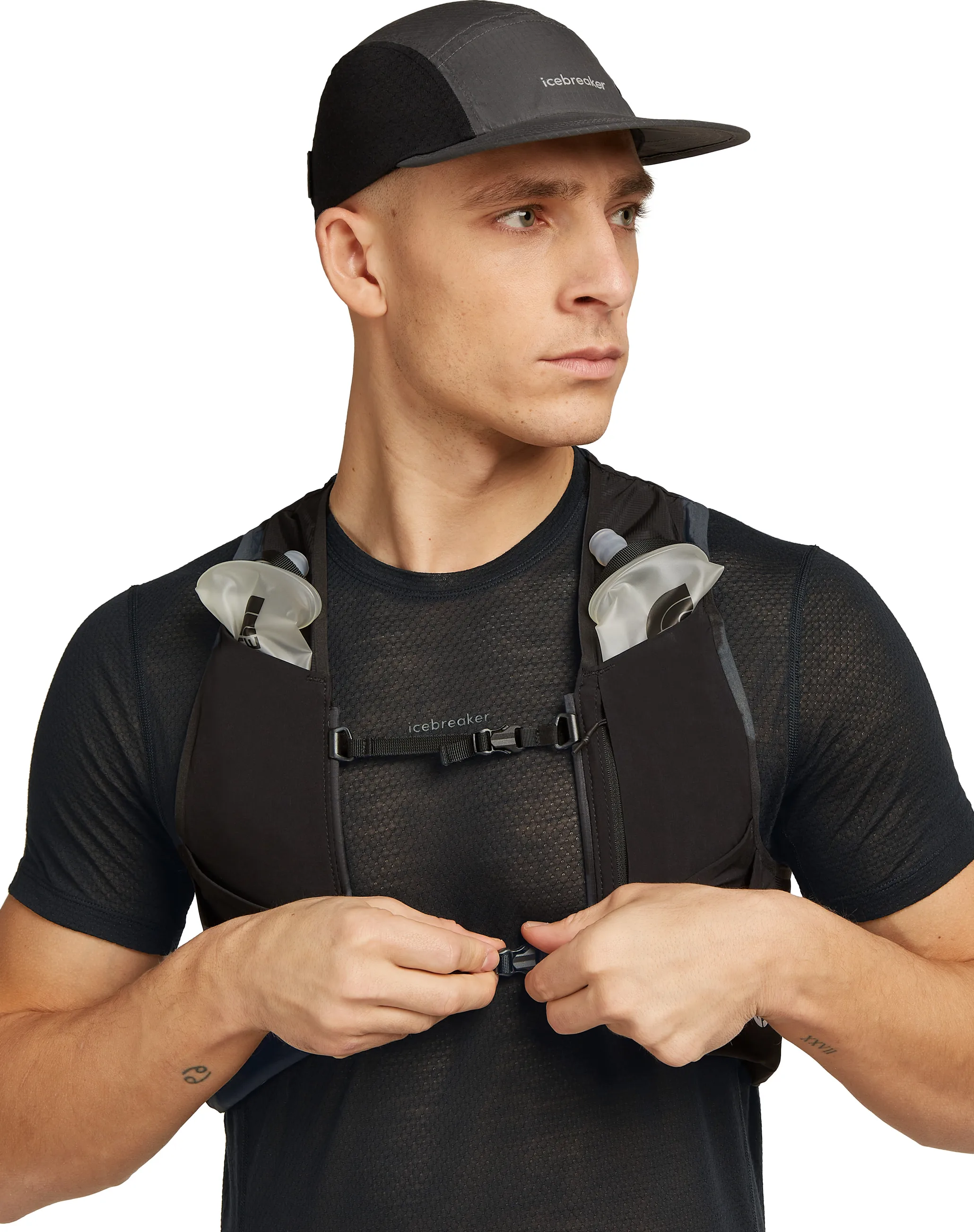 Icebreaker Men's Merino 75 Cool-Lite Featherlight Shortsleeve Crewe Black