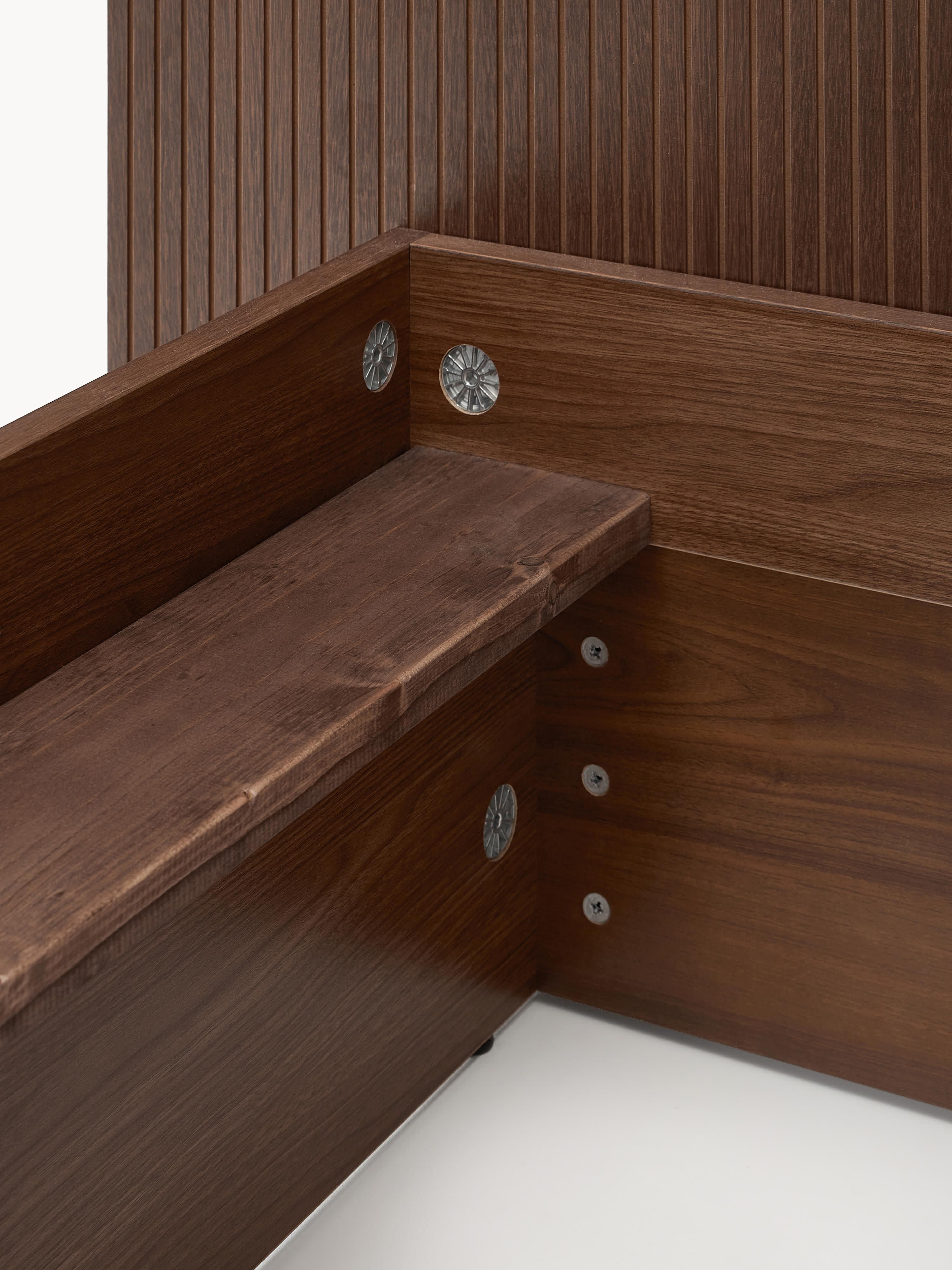 Houten bed Sato met lades en hoofdeinde