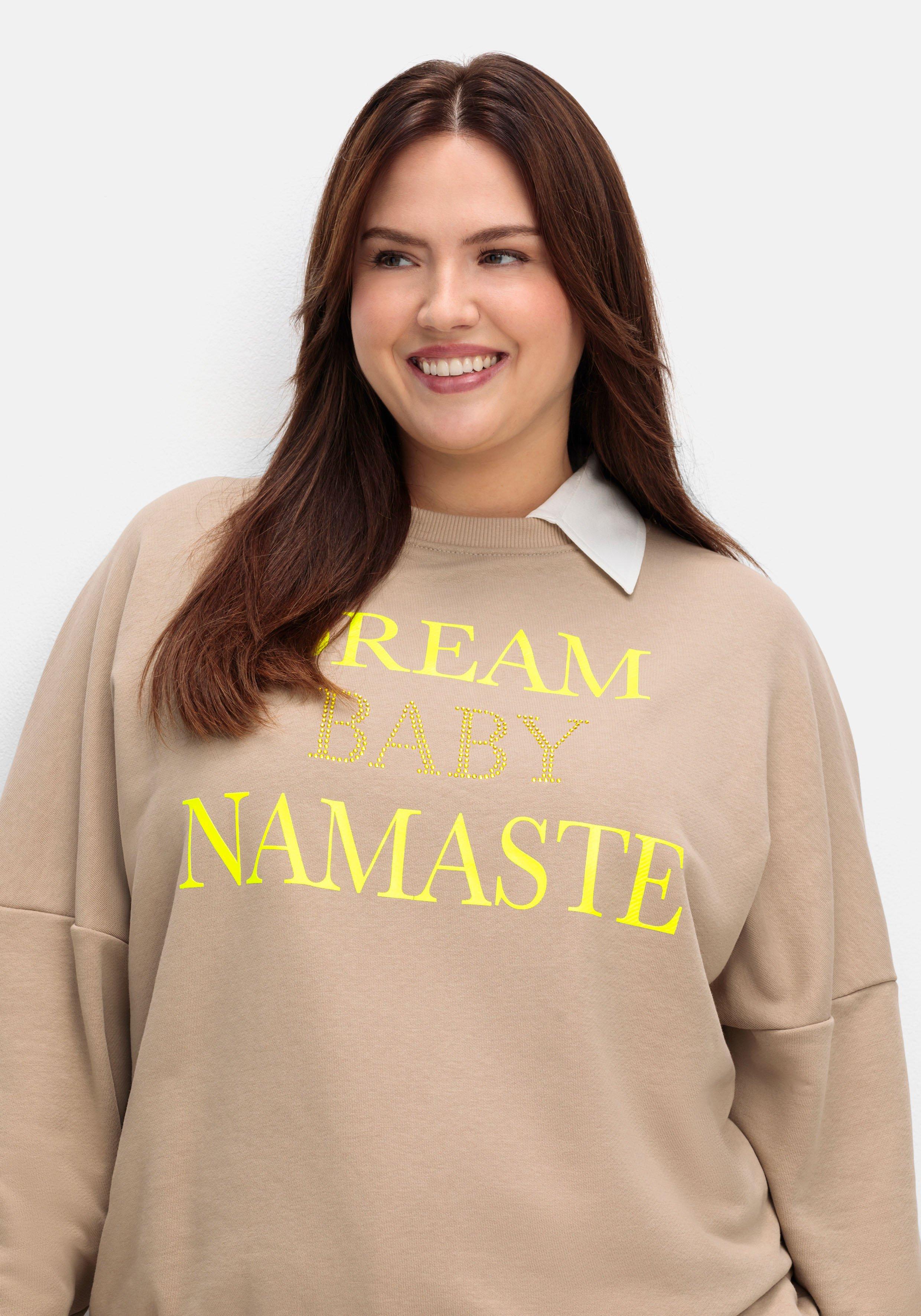 Sweatshirt mit Wordingprint und Strassapplikation