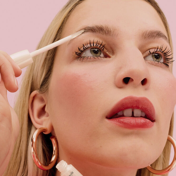 Benefit Cosmetics Hubba Brow Serum - serum der styrker brynene