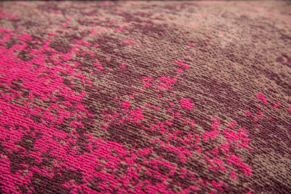 Design Bodenkissen XL MODERN ART 70cm rot pink abstraktes Muster Sitzpouf