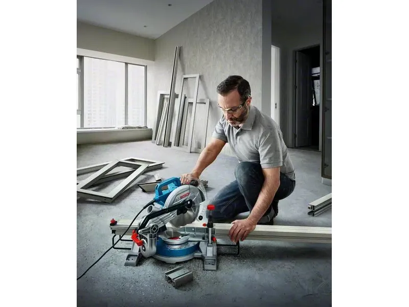 Bosch GCM 216, Enkelt facet, 4800 rpm, 47°, 47°, 45°, 60 x 123 mm