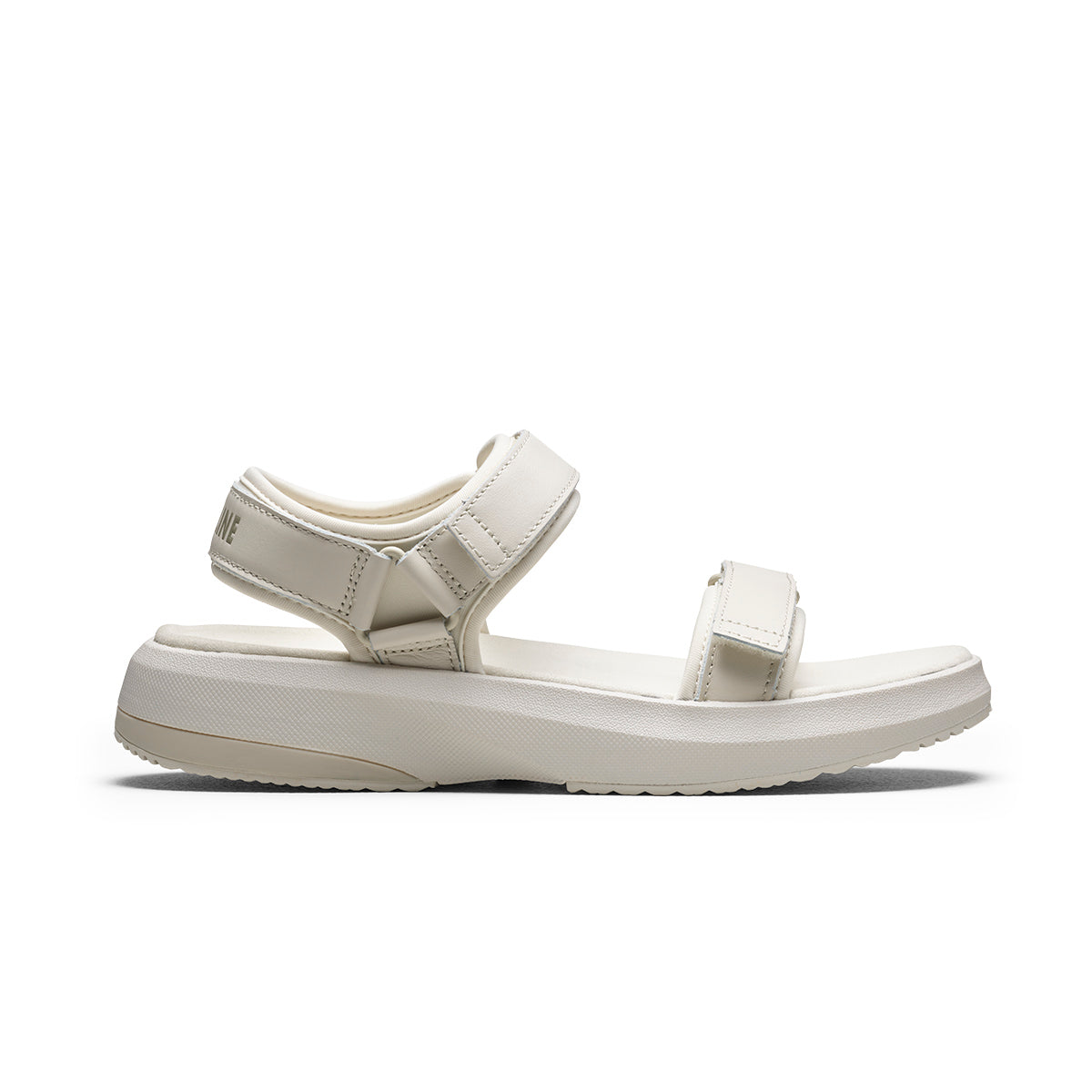 K8 LX Sandal Nett sandal med smale stropper i skinn