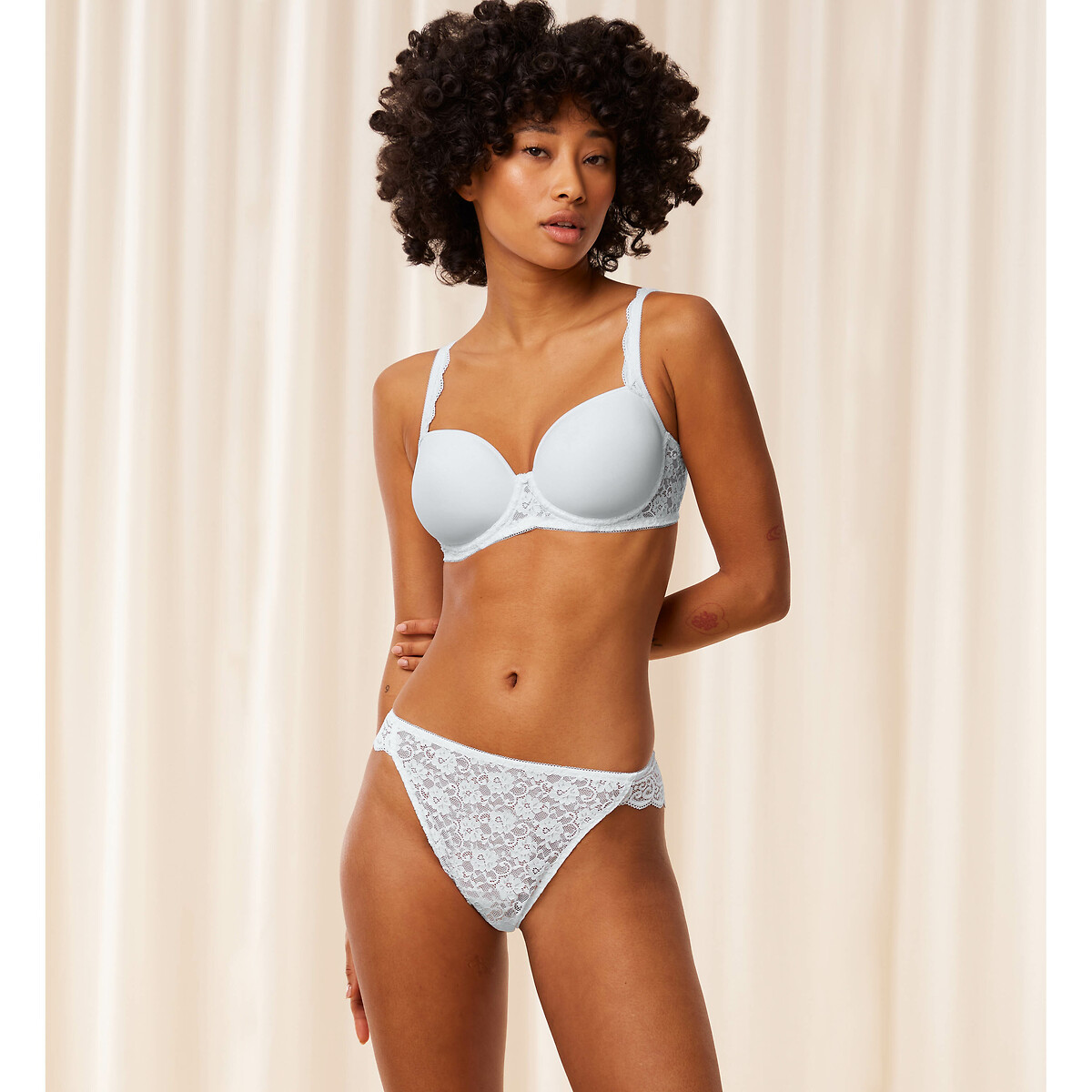 TRIUNFO<br>Tai slip Amourette