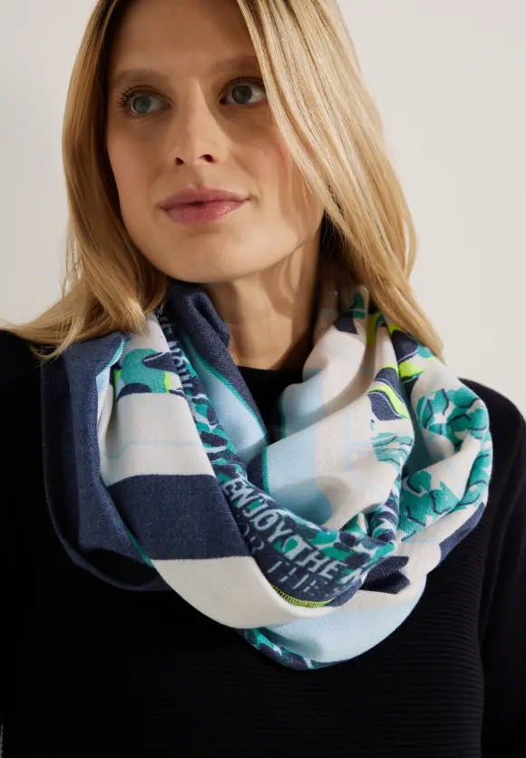 Cosy Print Loopschal - night sky blue