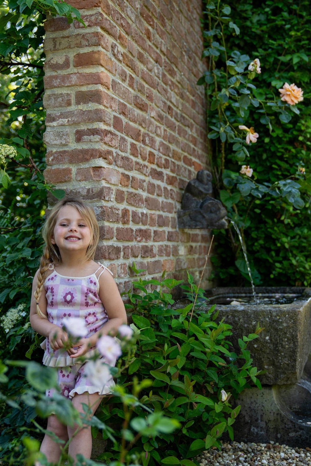 Koko Noko spaghettitop roze fijn gebreid