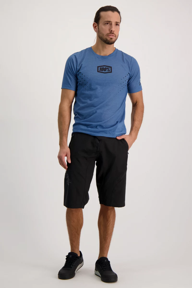 100 PERCENT Airmatic Herren Short