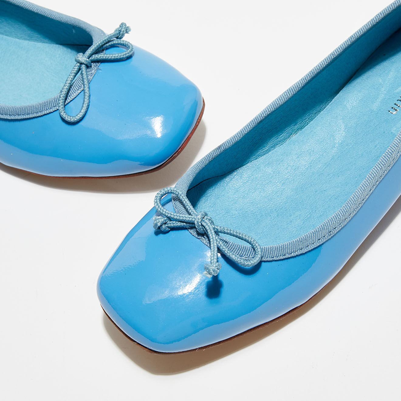 Quartier Latin Ballerines en Cuir Vernis Irene bleu ciel