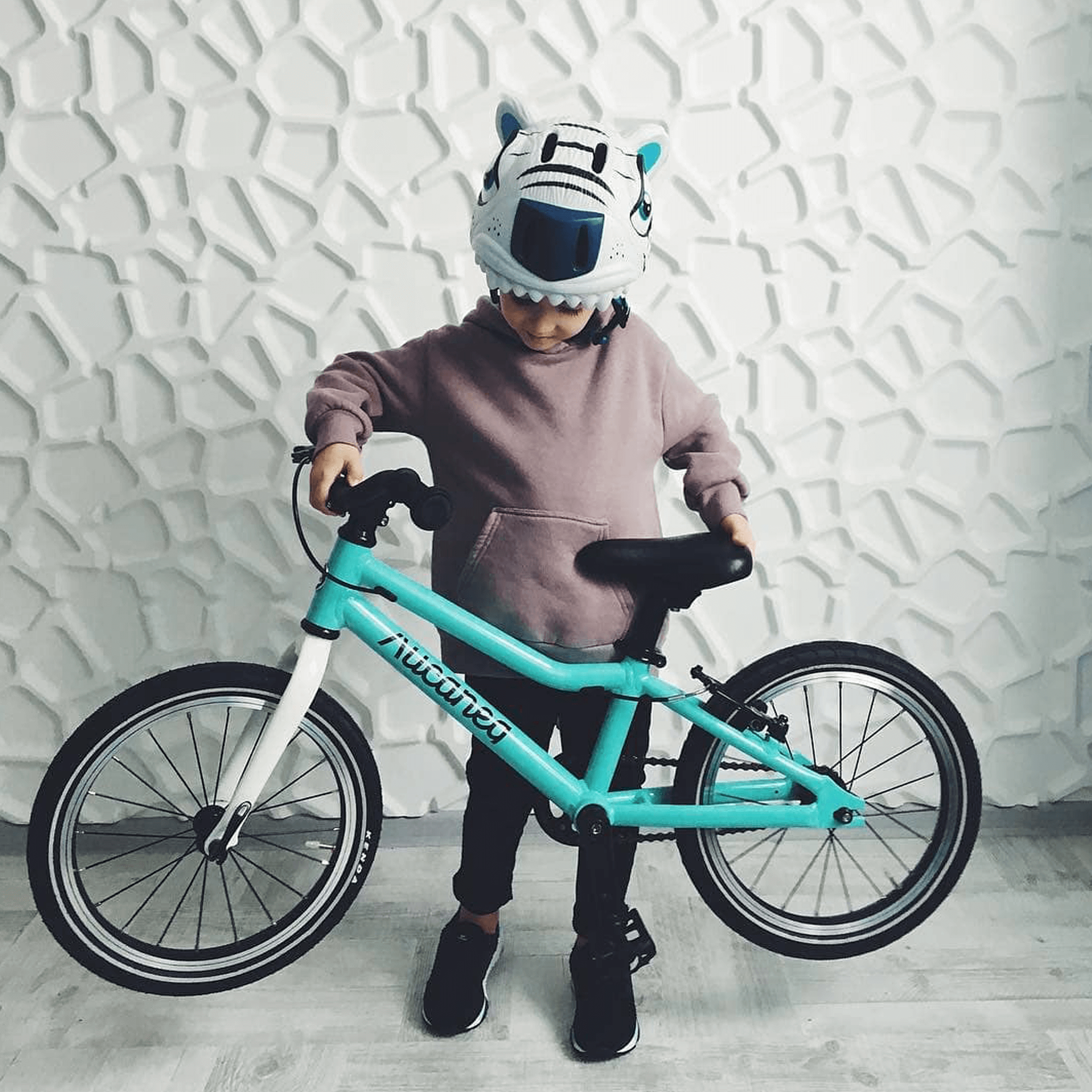 CrazySafety Tiger Bicycle Helmet - Sykkelhjelmer