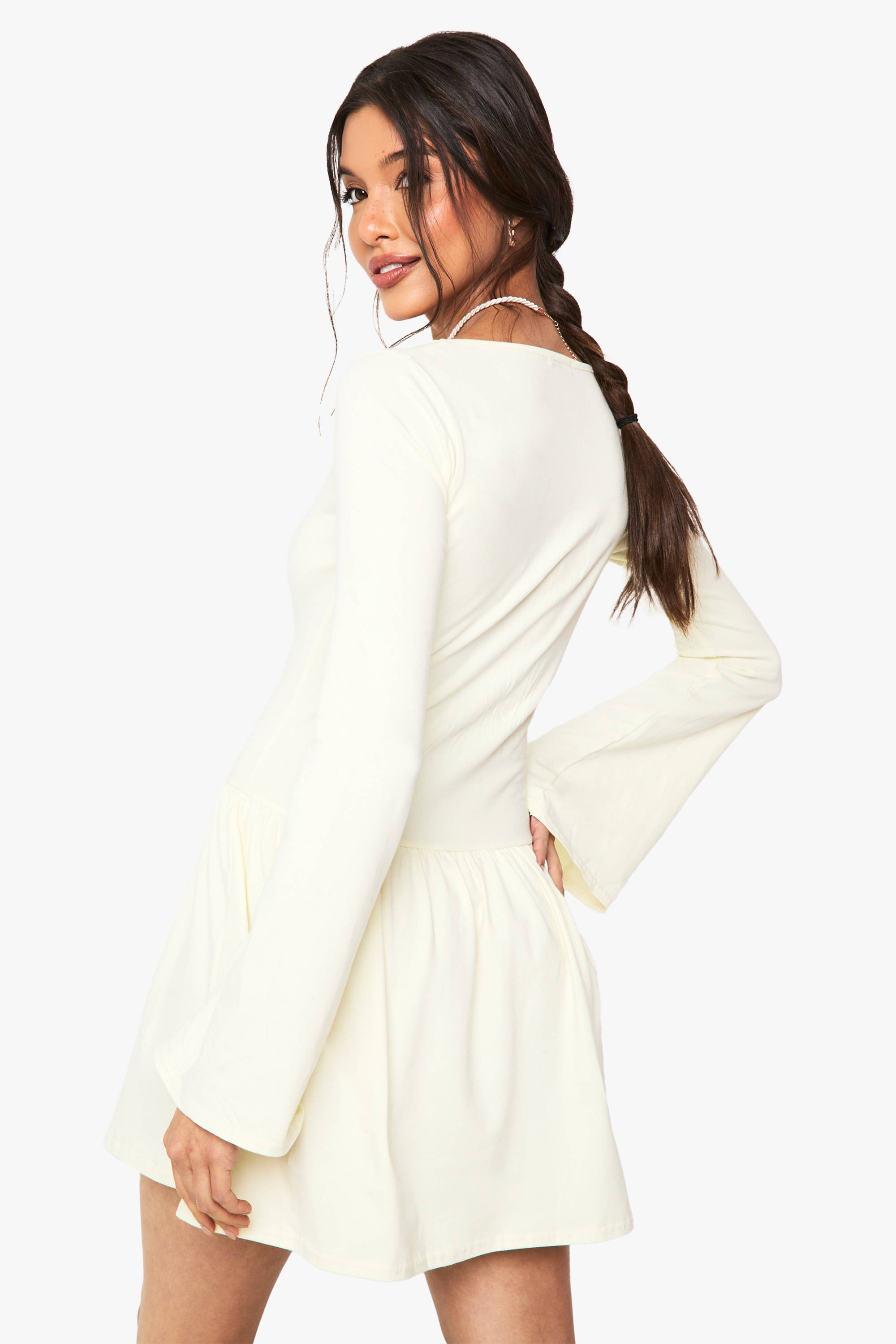 boohoo Robe mini à encolure carrée, épaules tombantes et ourlet bouffant
