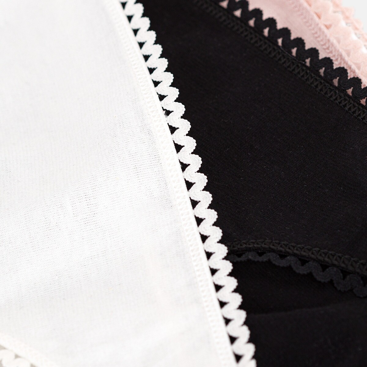 PETIT BATEAU<br>Conjunto de 3 cuecas de algodão