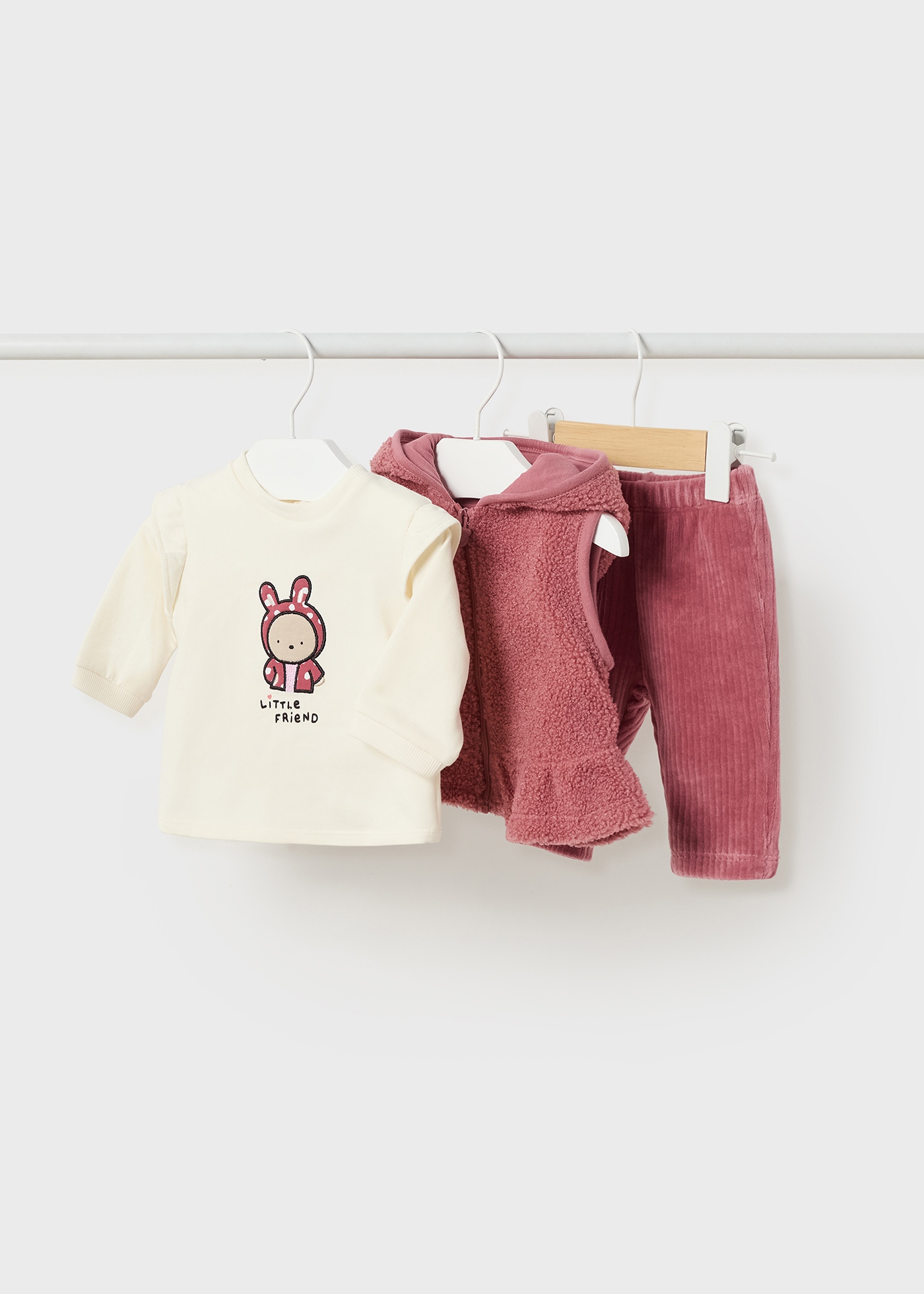 Conjunto de moletom de 3 peças Better Cotton para recém-nascidos