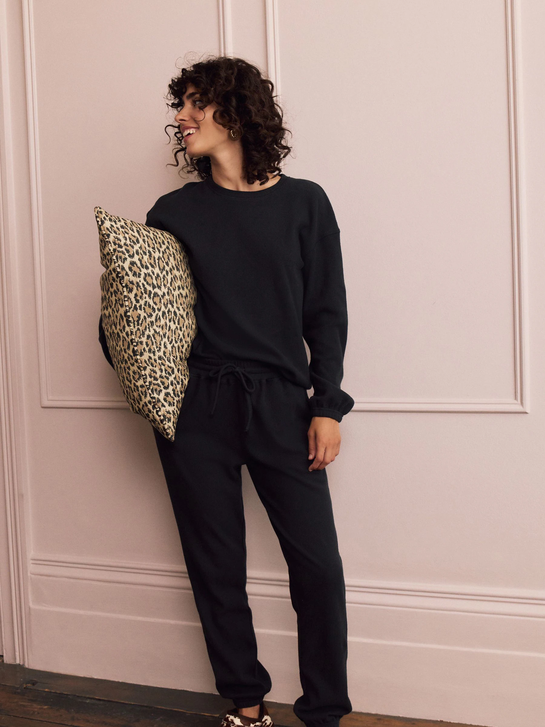 Zwart - Gezellige pyjama met wafeldessin en lange mouwen