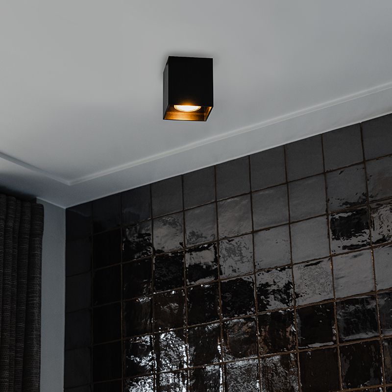 Moderne opbouwspot zwart GU10 50mm - Qubo