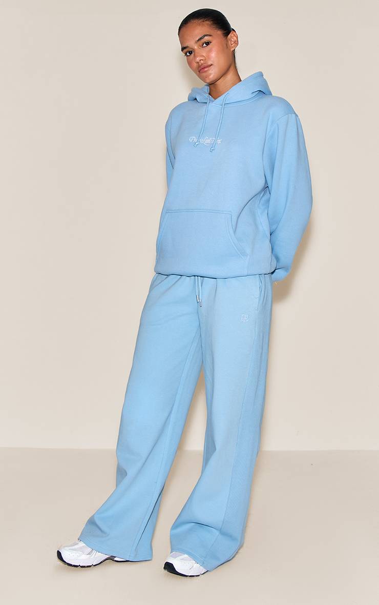 Bleu Layette Sweat À Casynthétiqueche Oversize Brodé Crème Beurre