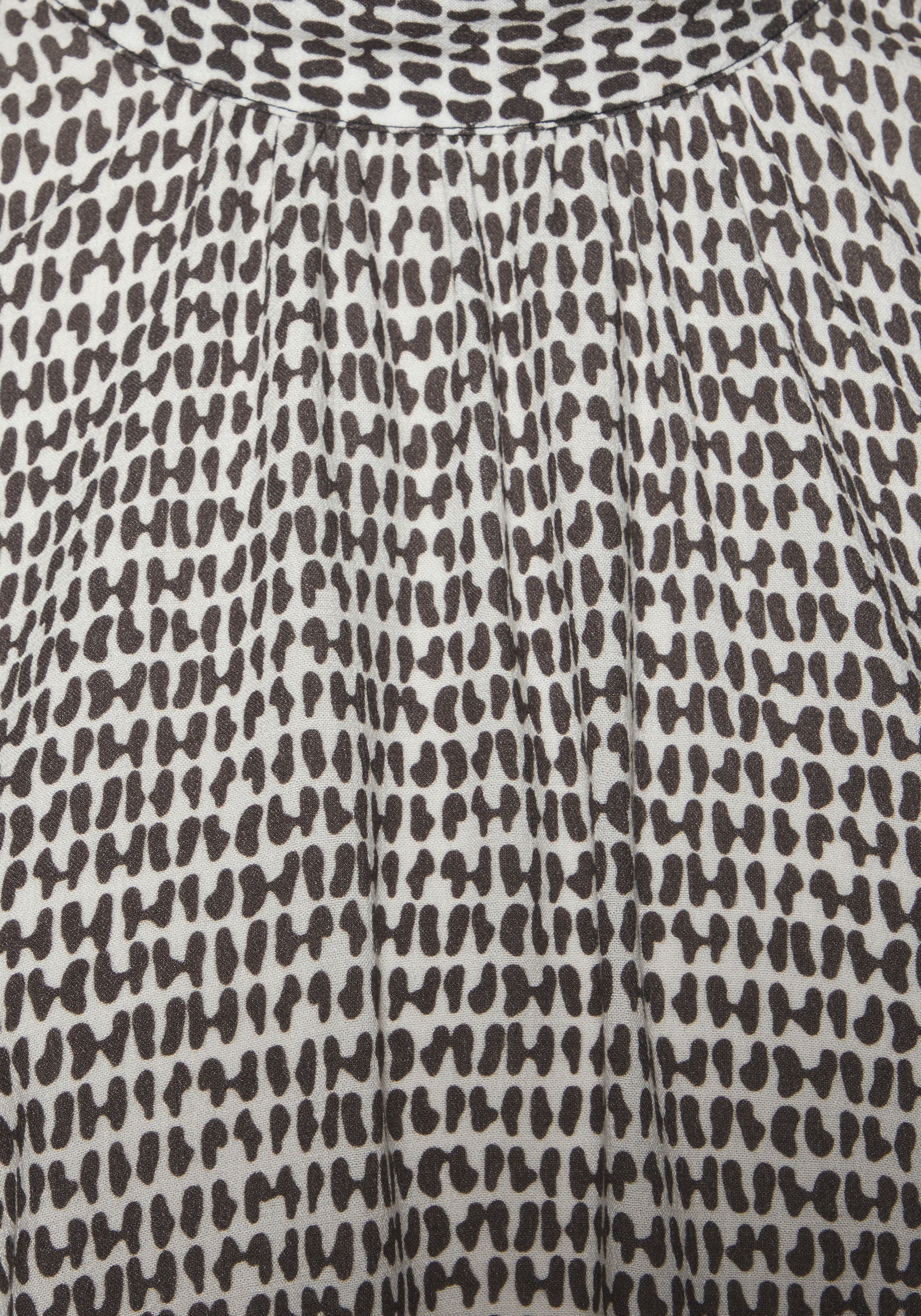 LASCANA Kurzarmbluse , mit Alloverdruck, Damenbluse, sportlich elegant