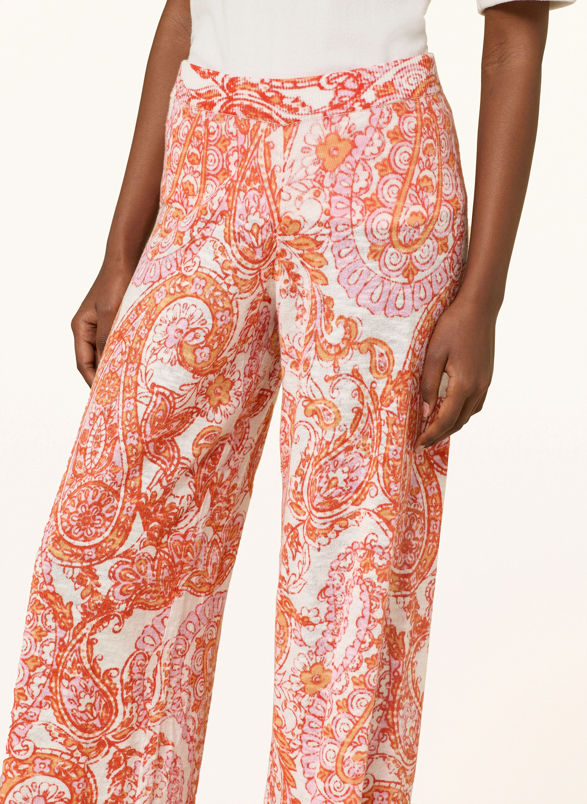 Grace Strickhose