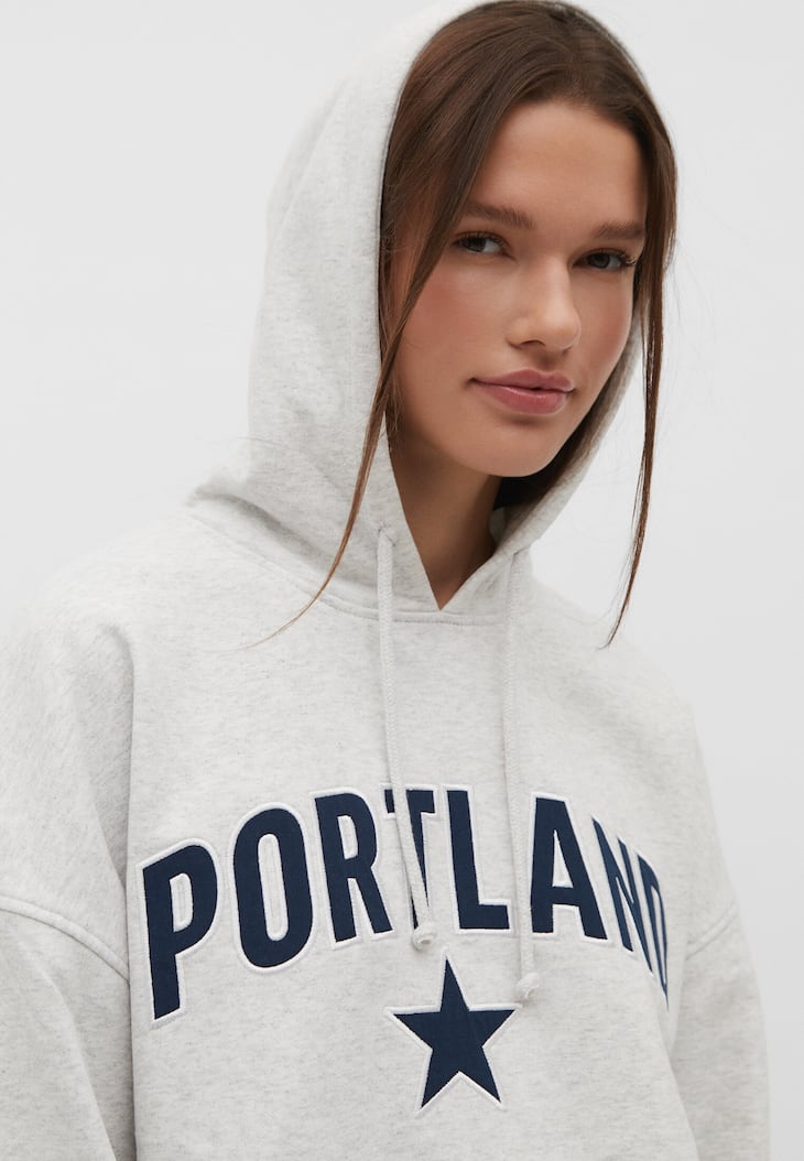 Moletom oversized com detalhe de patch