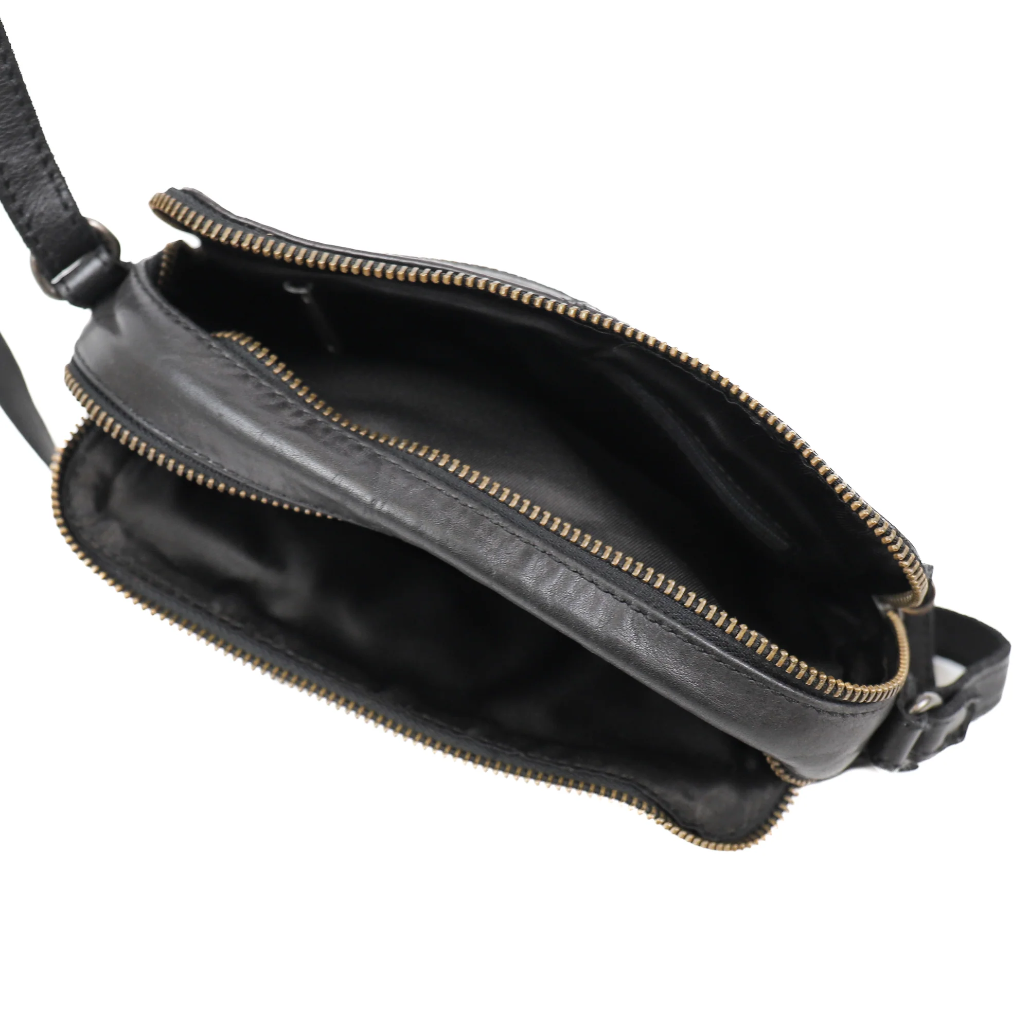 Bear Design Cow Lavato Schoudertasje Irem Black Woven CL44395