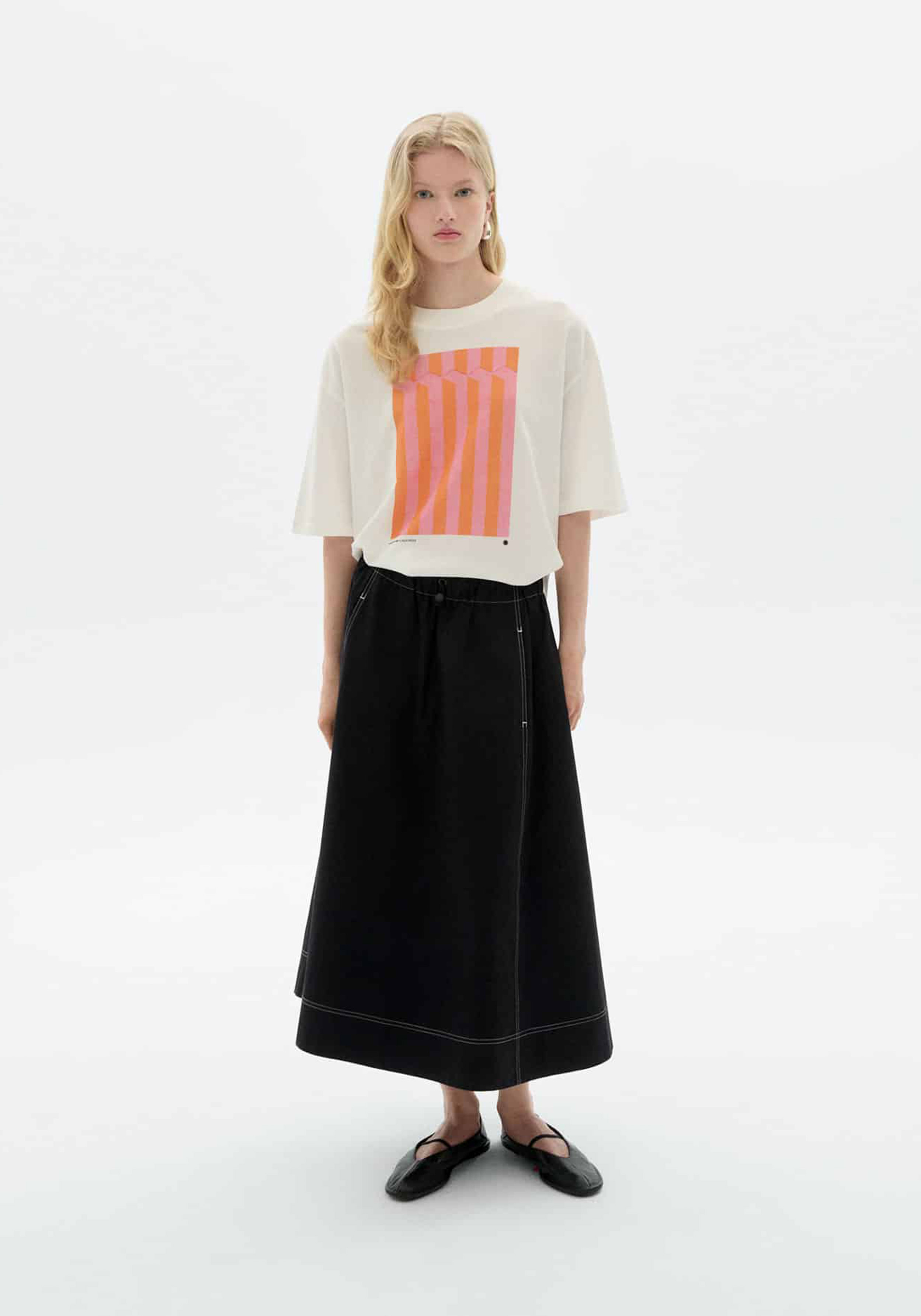Thinking Mu T-Shirt Lena Esque Pink White