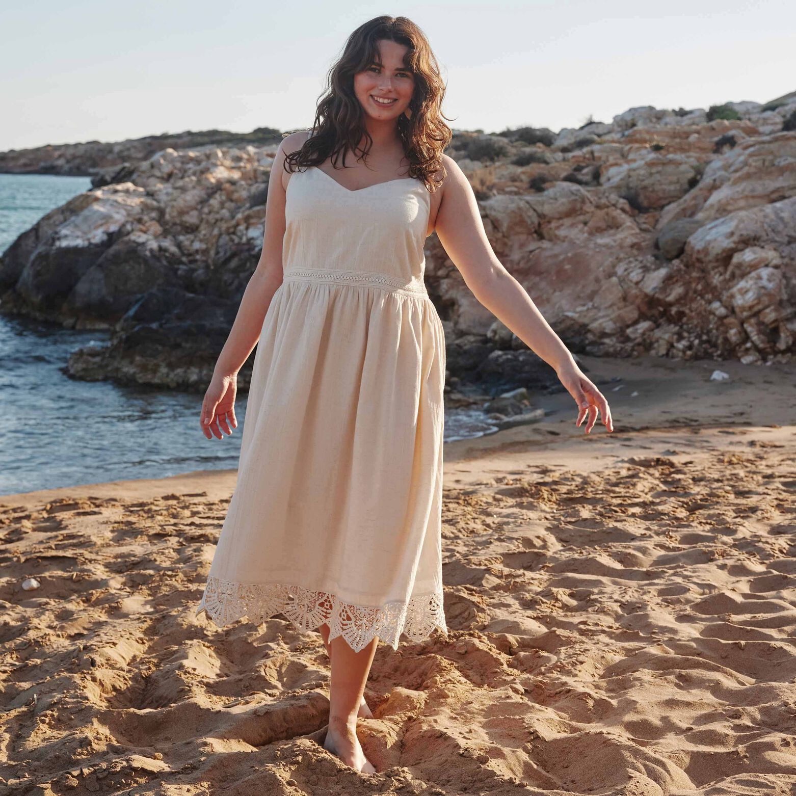 Robe à bretelles femme