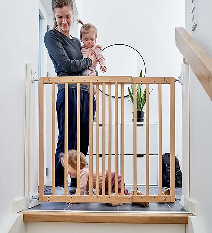 BabyDan Sikkerhedsgitter - Tr? - 60,5-102 cm - Multidan - Brun