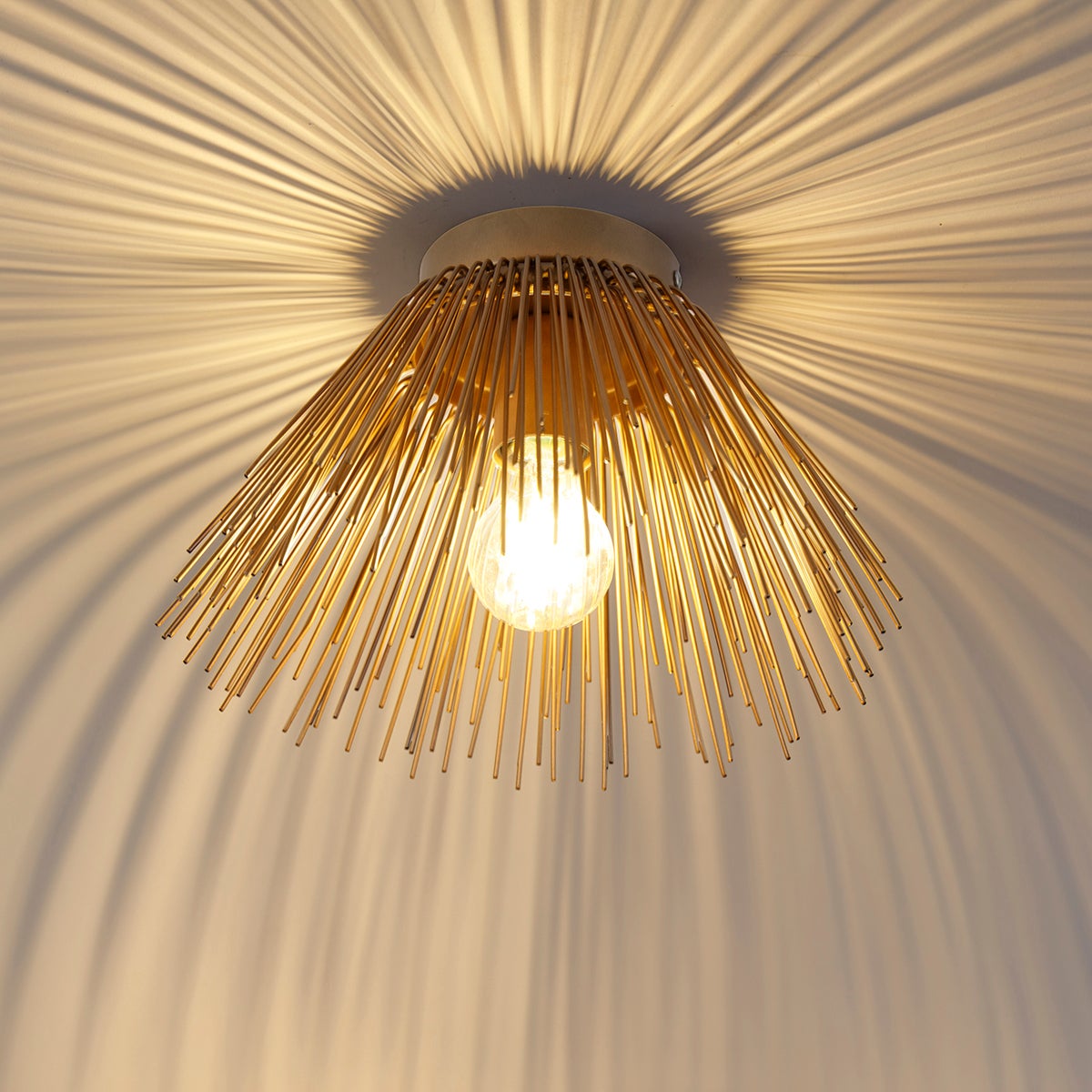 Art Deco plafondlamp, goud - bezem