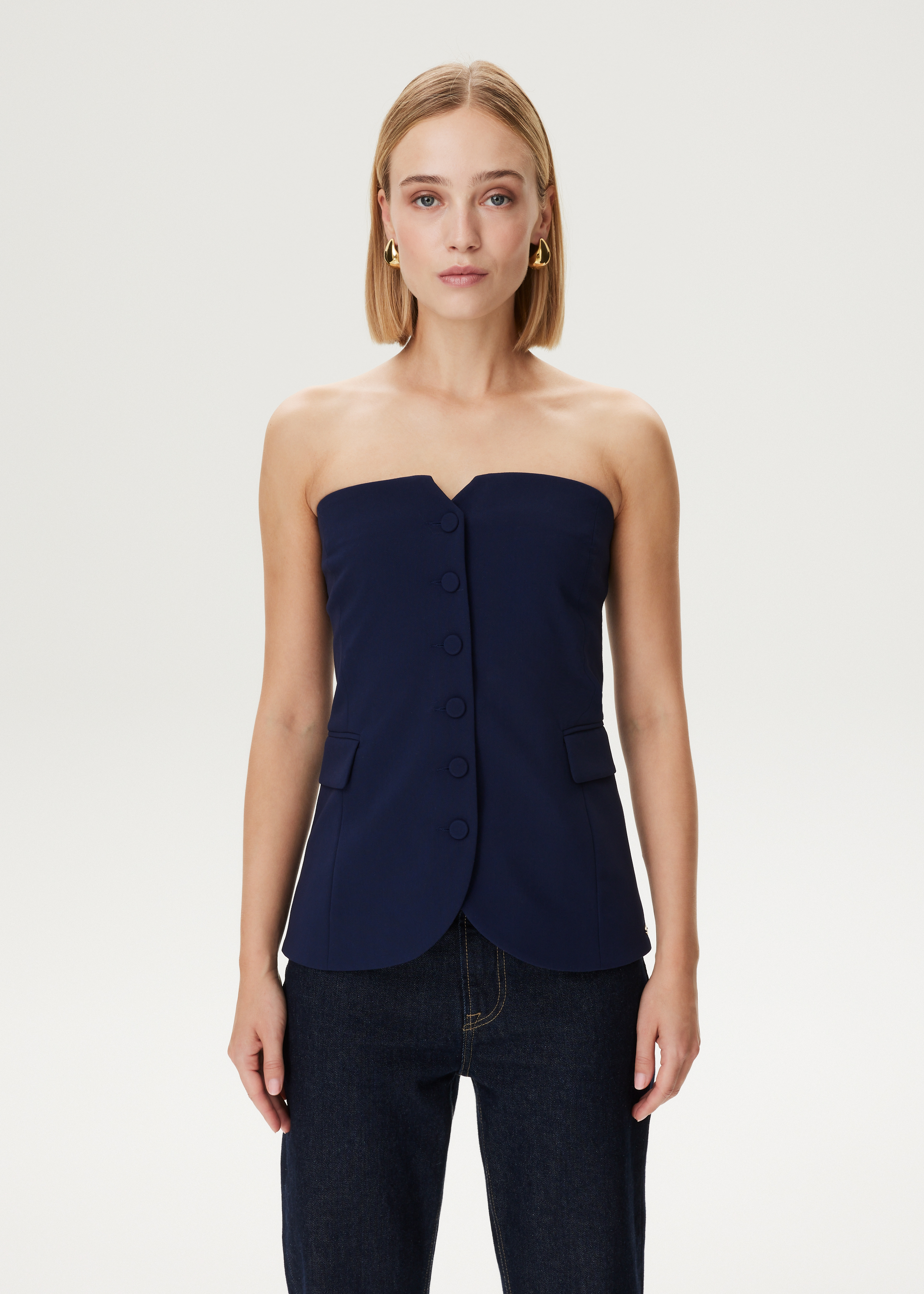 Strapless gilet