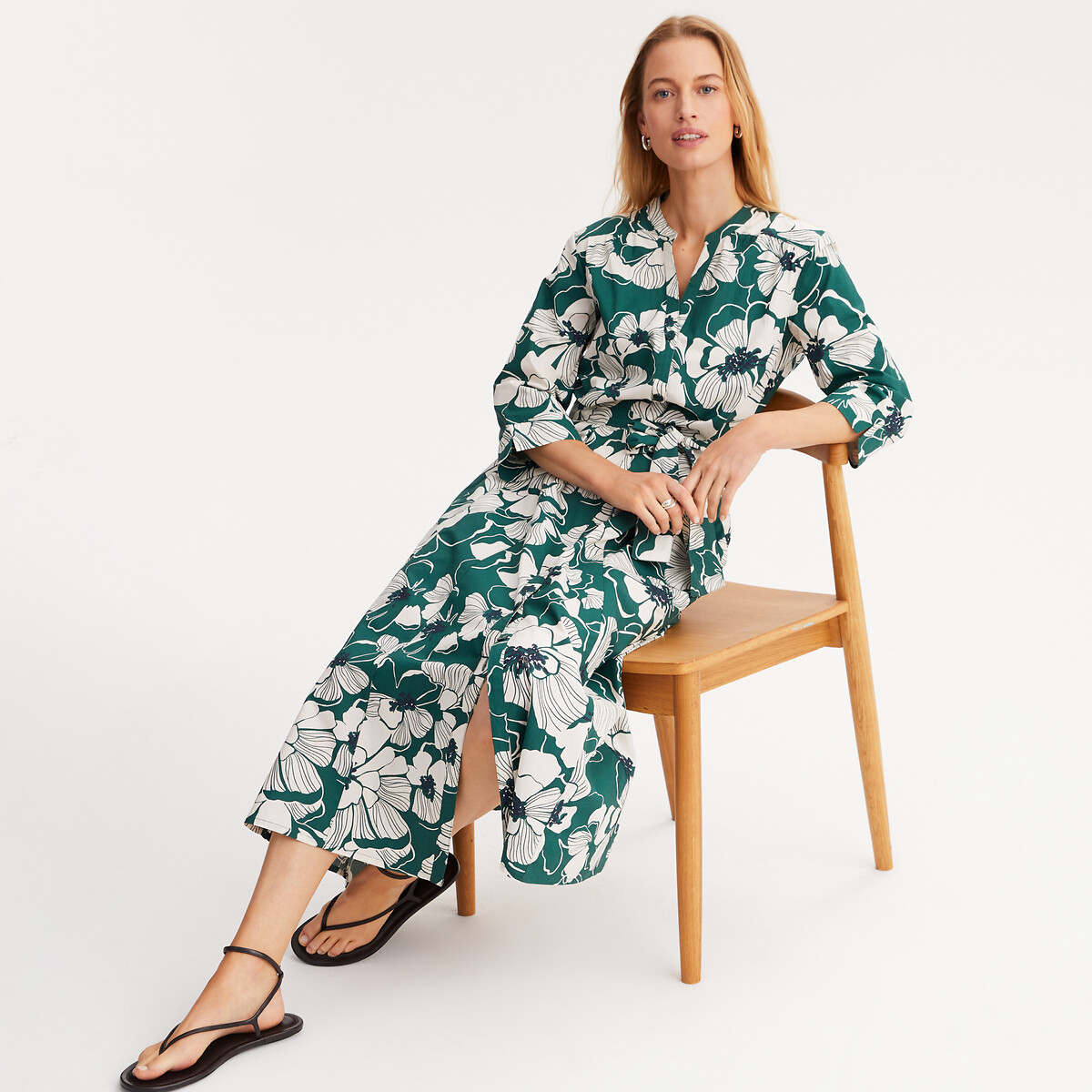 ANNE WEYBURN<br>Vestido longo e evasê com estampa e mangas 3/4