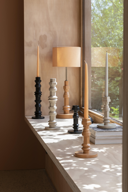 Zuiver Totem kandelaar medium Beige