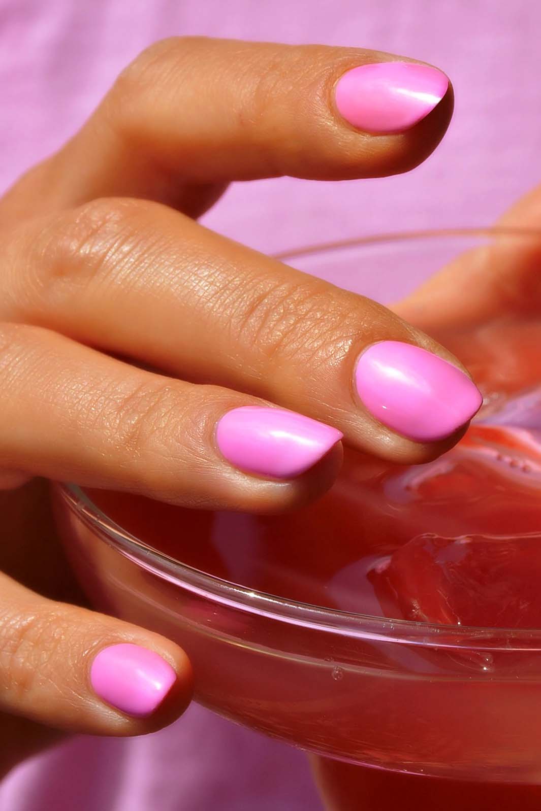 Le Mini Macaron Neglelak Gel bubblegum crush