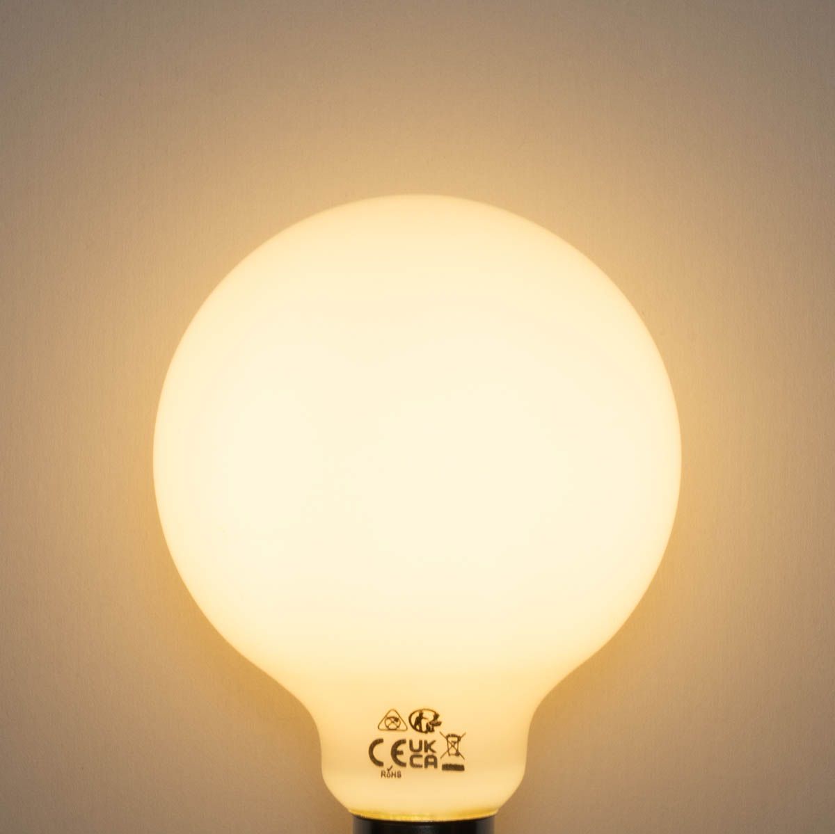 E27 dimbare LED lamp opaal G95 5W 450 lm 2700K
