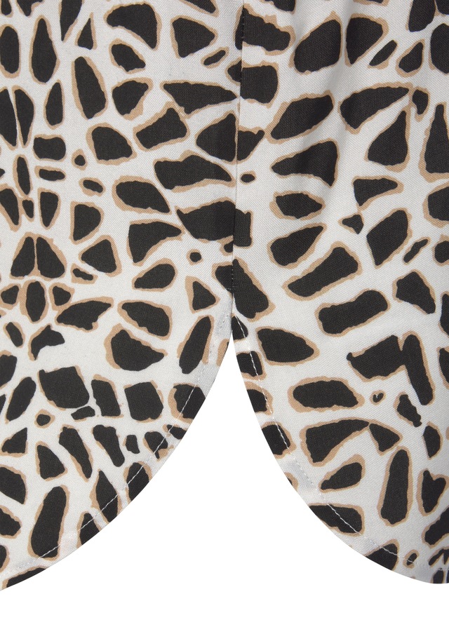 LASCANA Blusentop , mit Animalprint und V-Ausschnitt, Blusenshirt, casual
