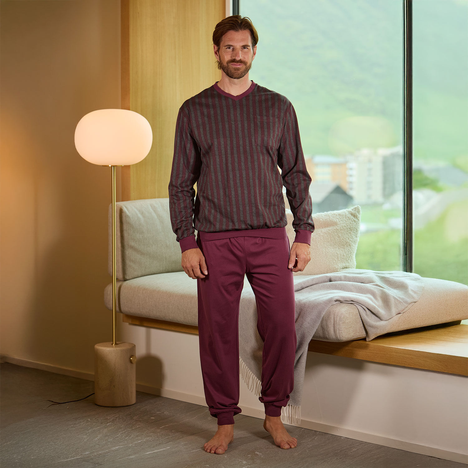 Herren Pyjama mit Streifen