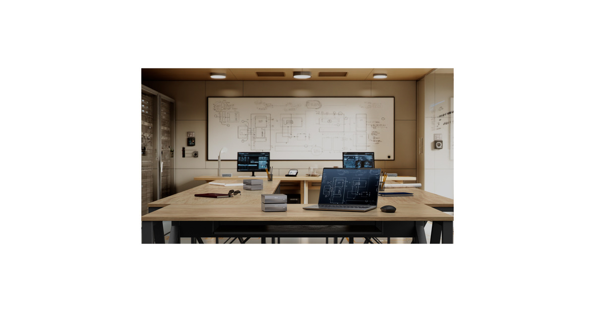 ASUSAscent GX10 ARM v9.2-A 128/2 mini-pc  (Donkergrijs | NVIDIA GB10 Grace Blackwell | DGX Spark | NVLink-C2C | 128 GB | 2 TB SSD)