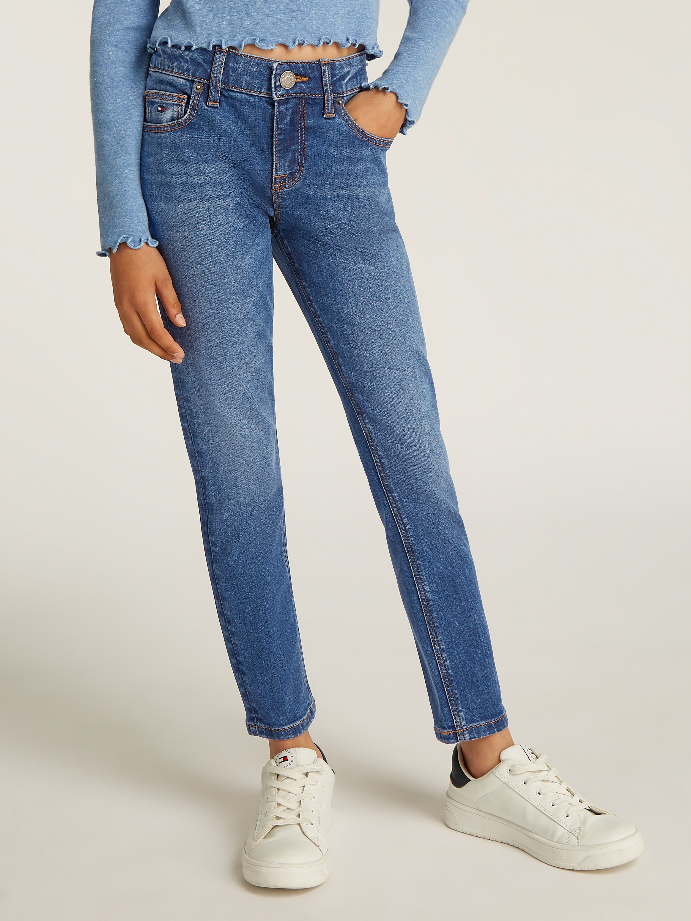 Tommy Hilfiger Skinny-fit-Jeans »NORA SKINNY«, in blauer Waschung