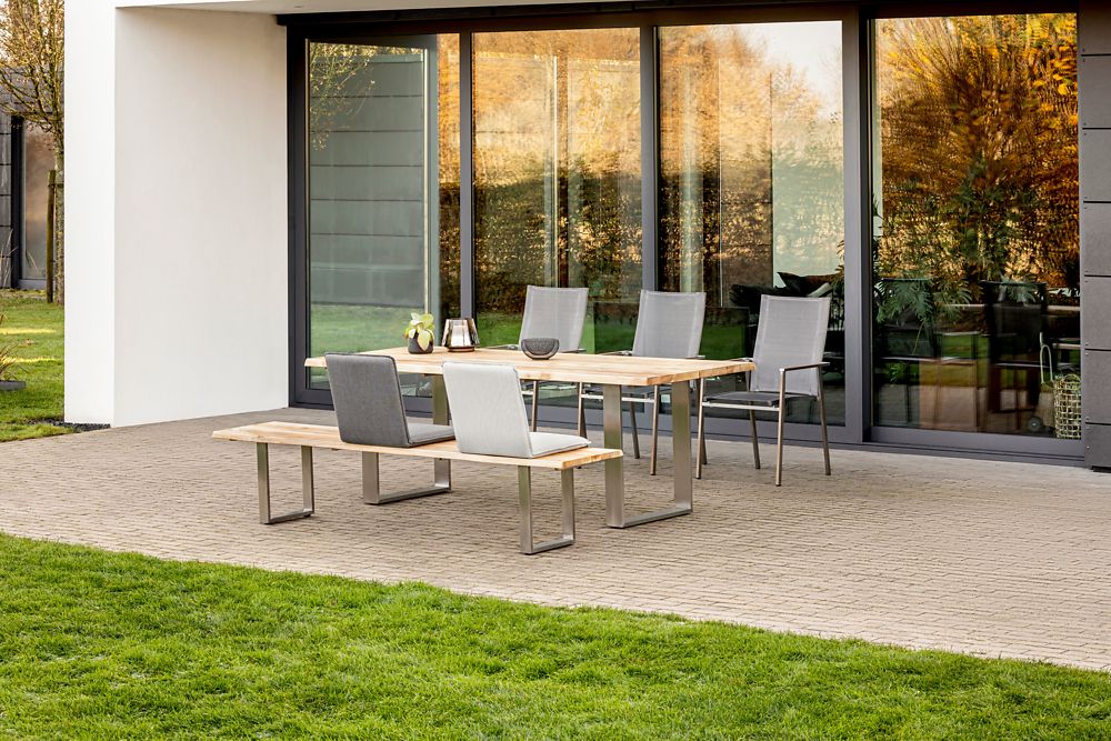 Gartentisch SOLID