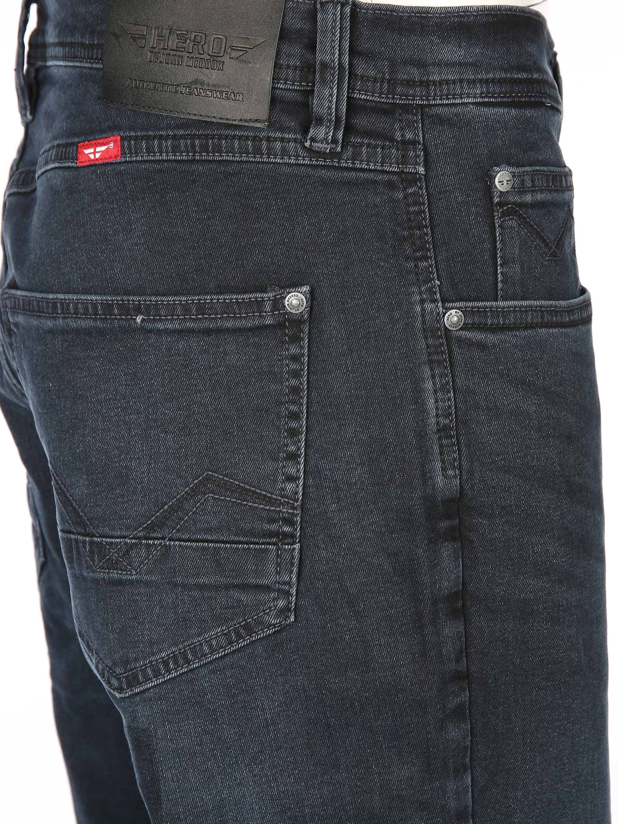 Herren Jeanshose mit geradem Bein