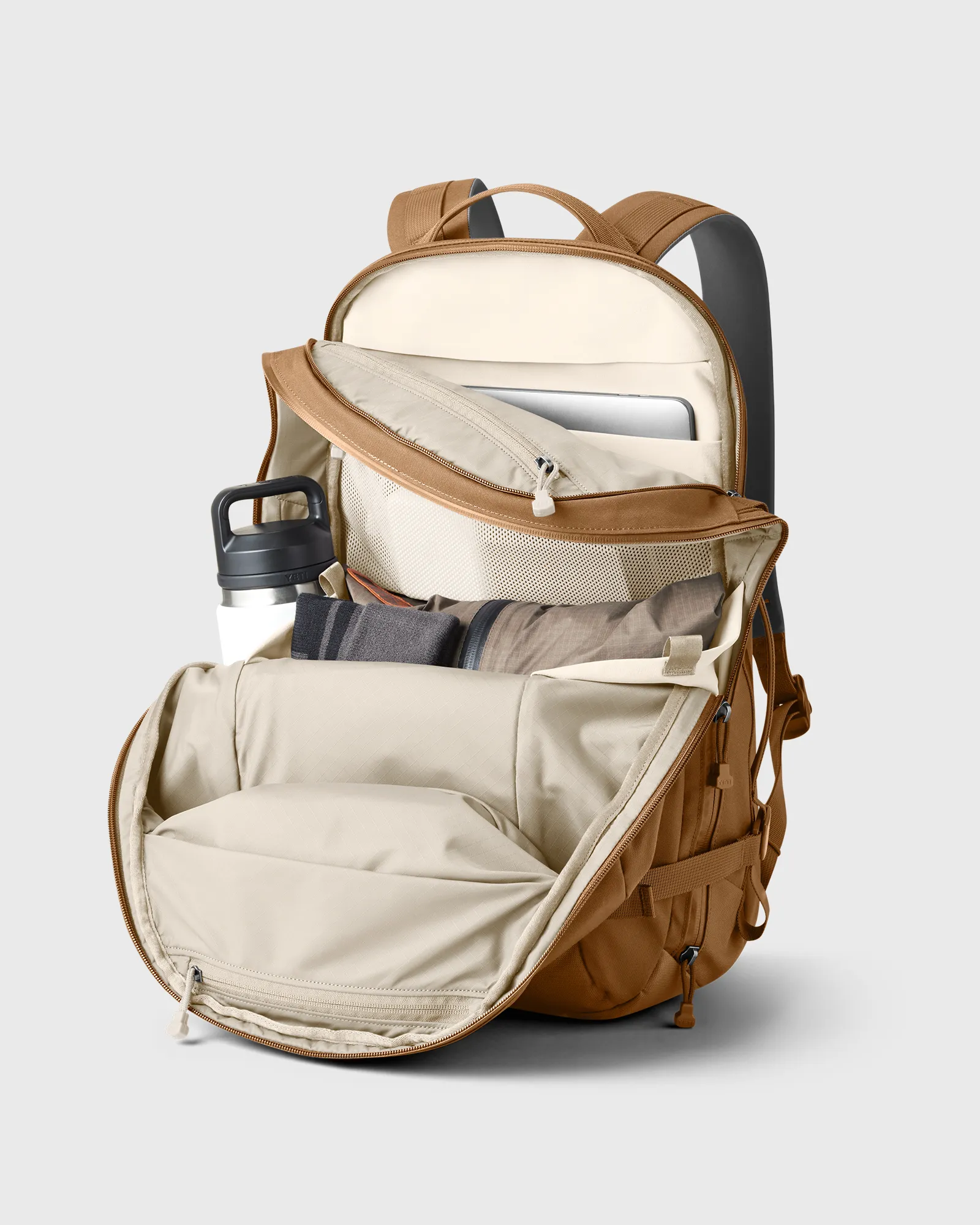 YETI Crossroads Backpack 27L