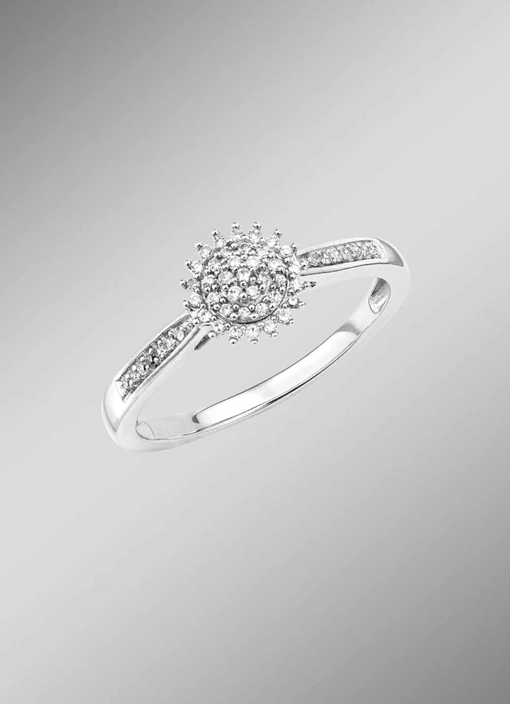 Edler Damenring mit 51 Diamanten