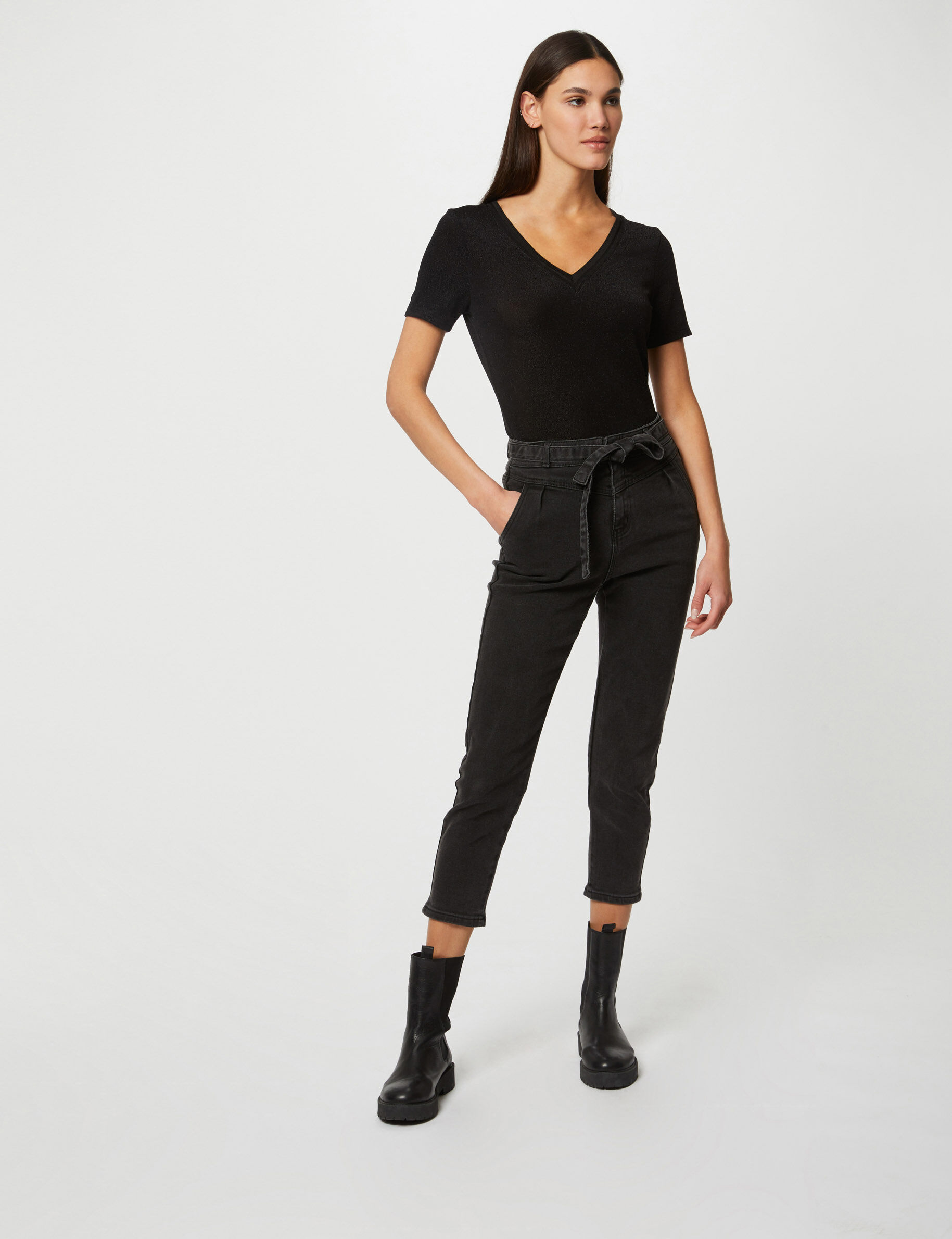 T-shirt manches courtes avec col en V noir femme - noir