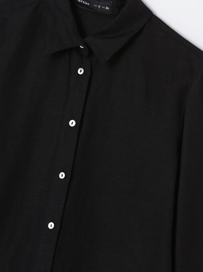 Camisa rústica de linho - Preta