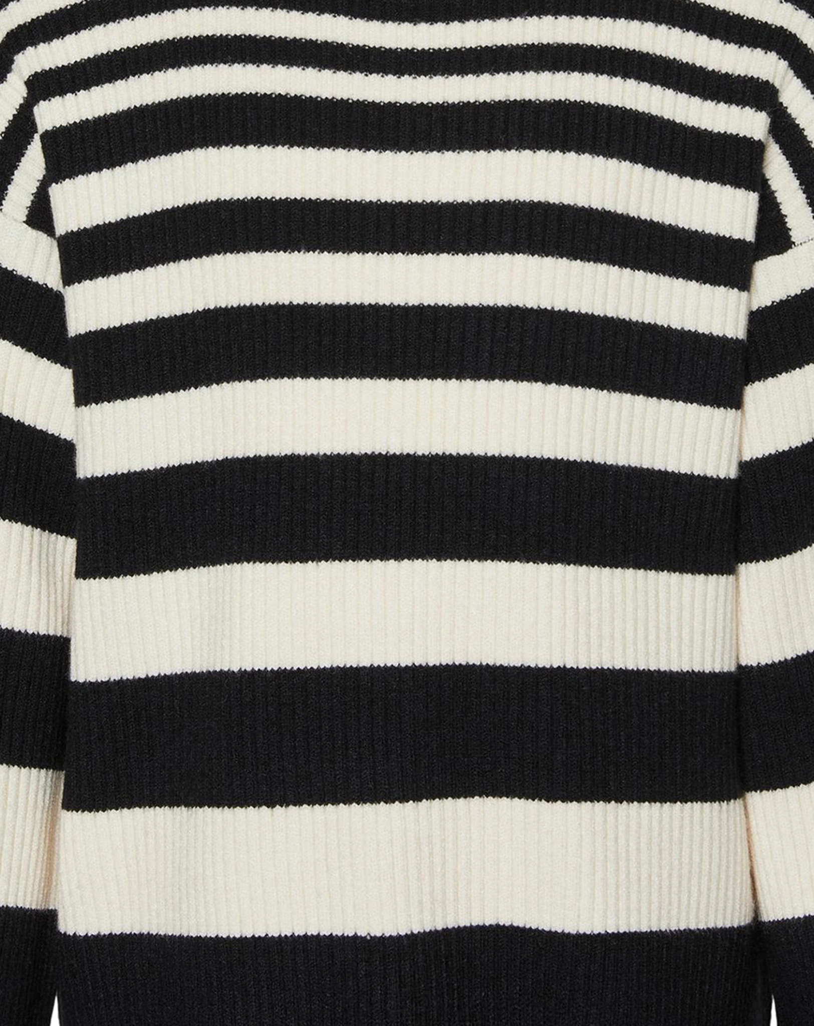 Strickpullover VMHERMOSA in black/white