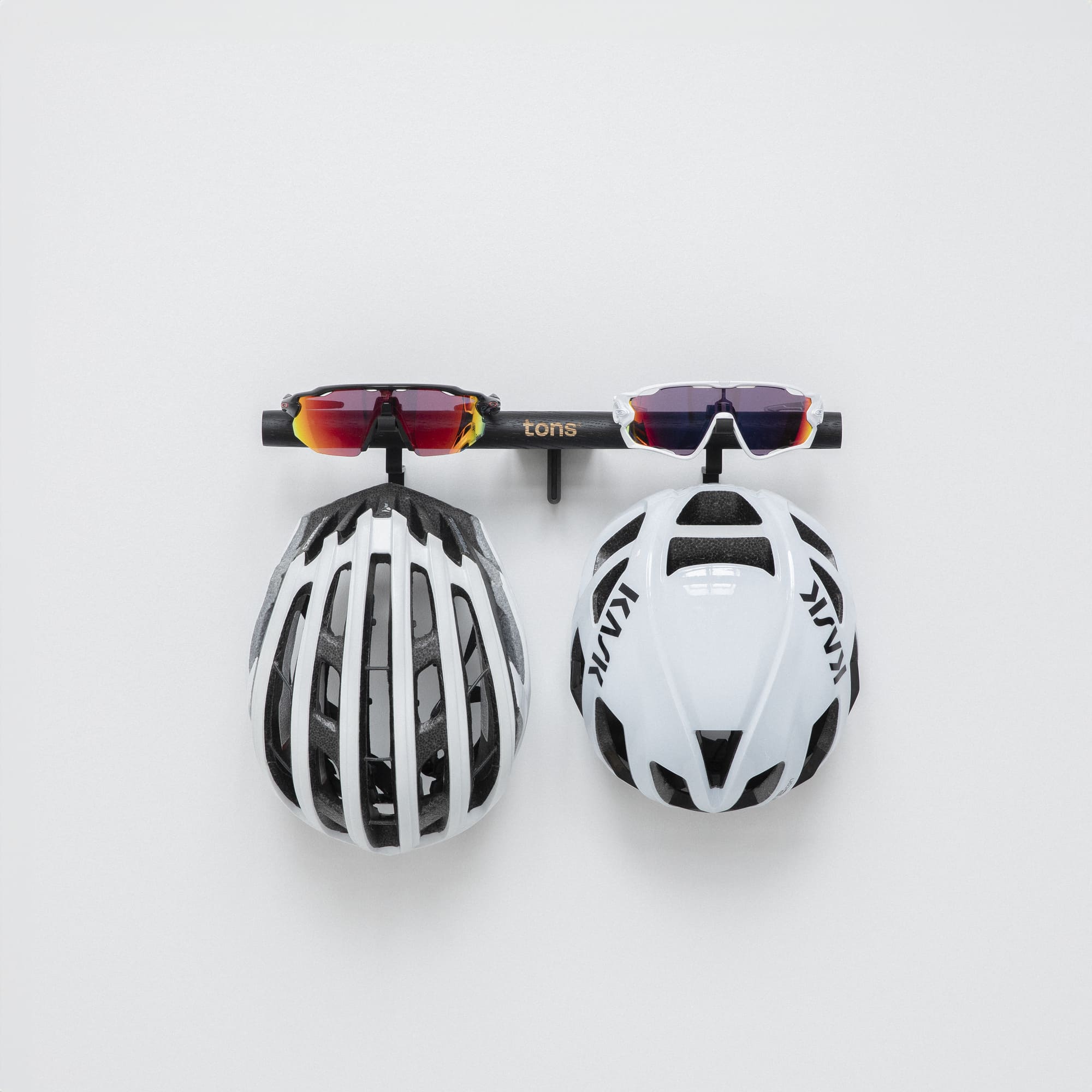 Tons Short Bar til to hjelme og to par cykelbriller smoked oak
