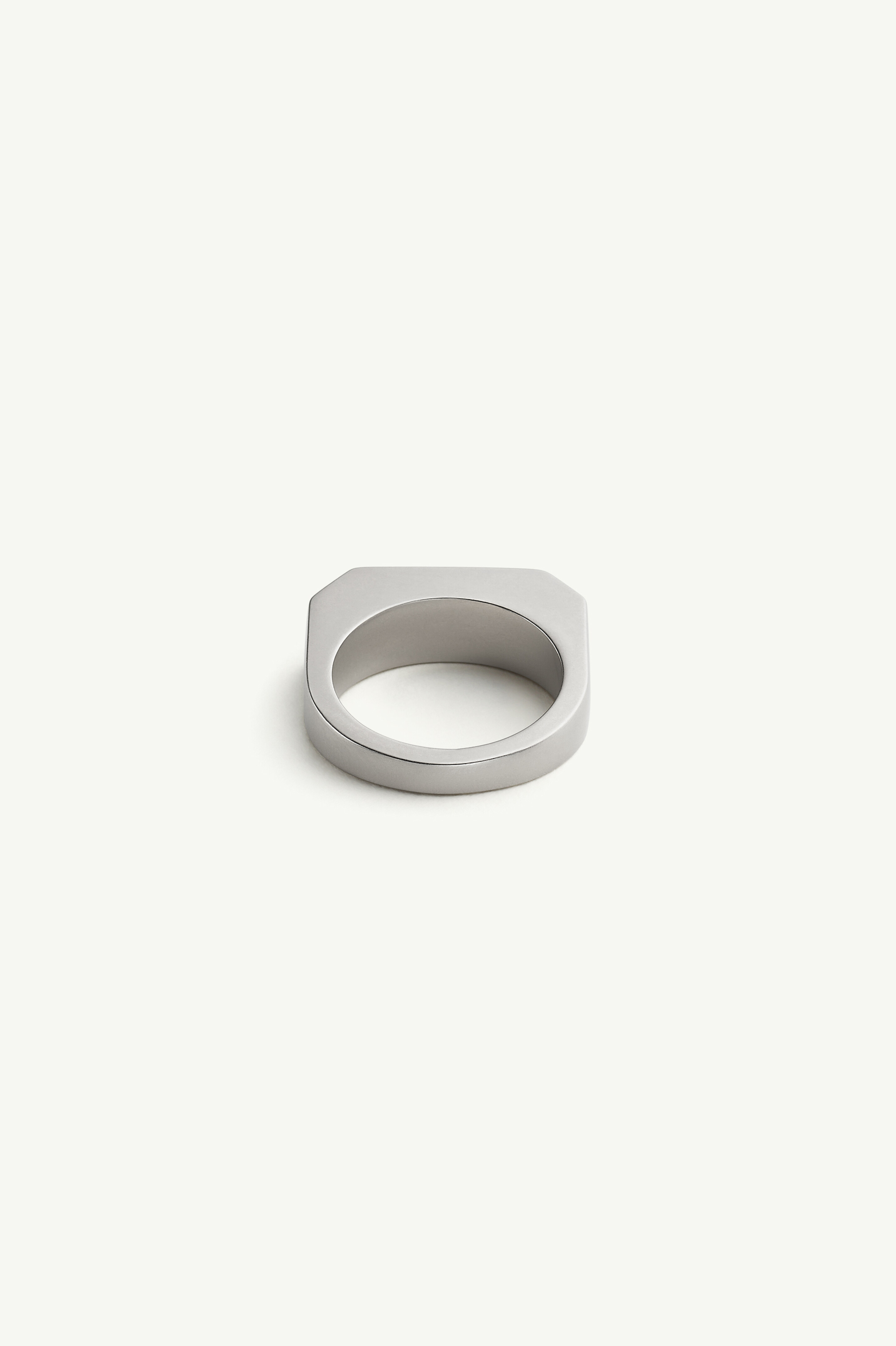 Minimal logo rectangular signet ring
