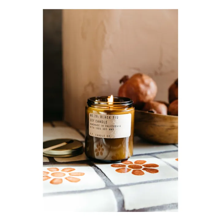 P.F. Candle Co Bougie parfumée de soja n°28 Figue noire - 200 g