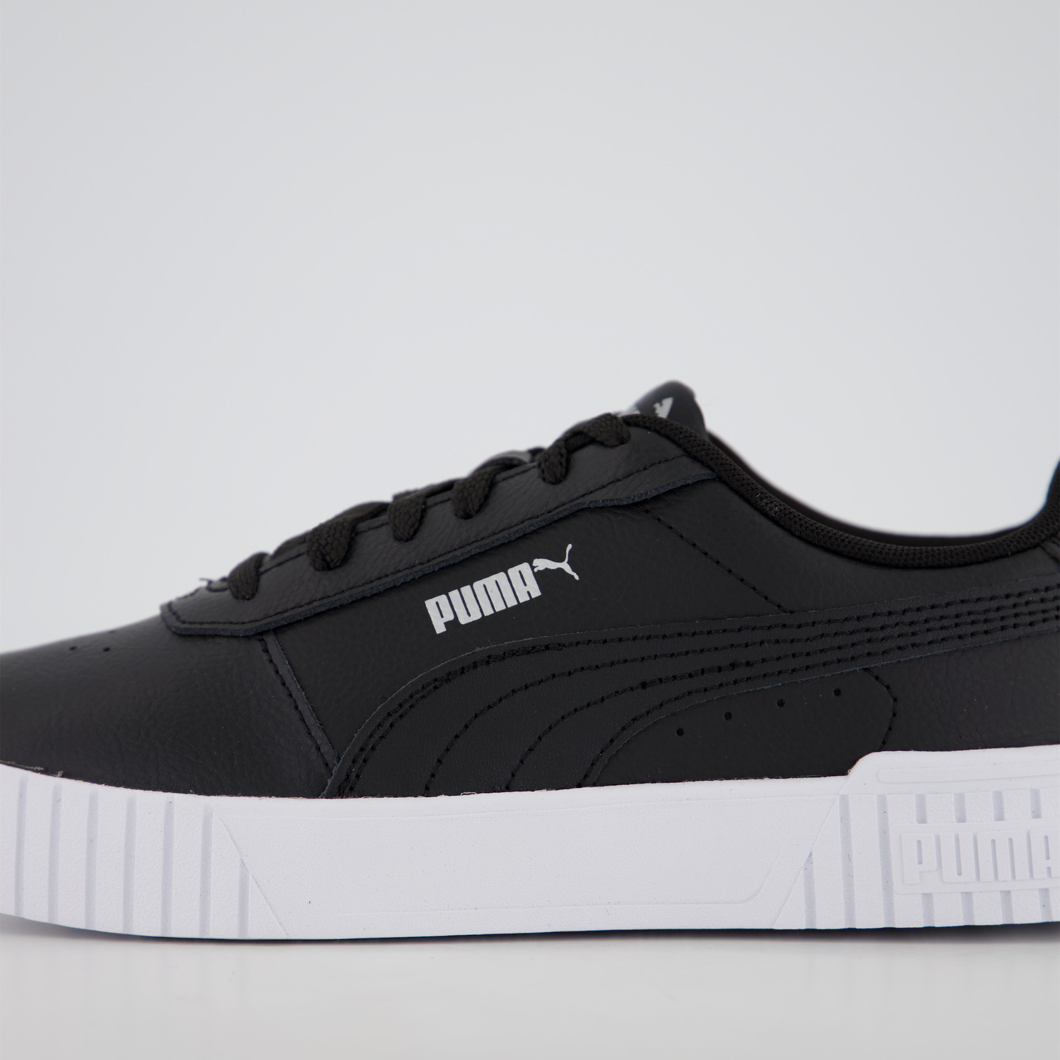 Puma Carina 2.0