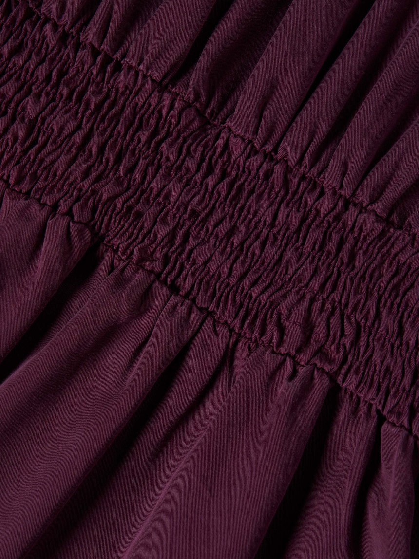 Vestido curto em tencel decote em V