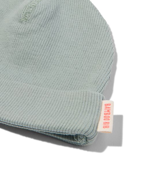 bonnet côtelé nouveau-né avec bambou